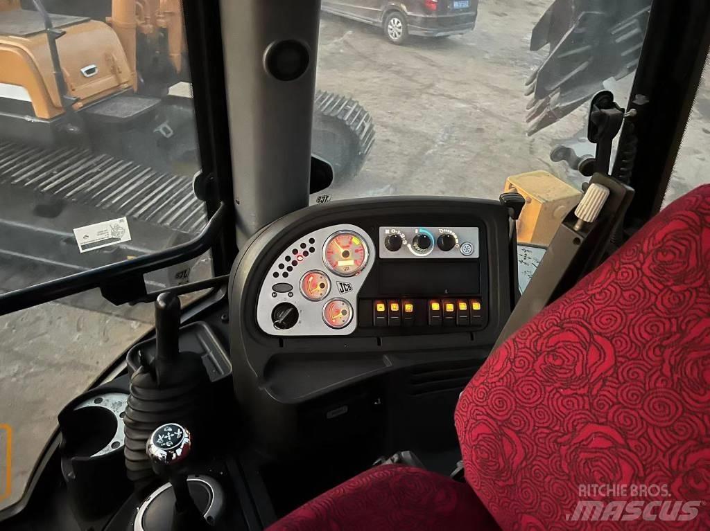JCB 3CX Backhoe