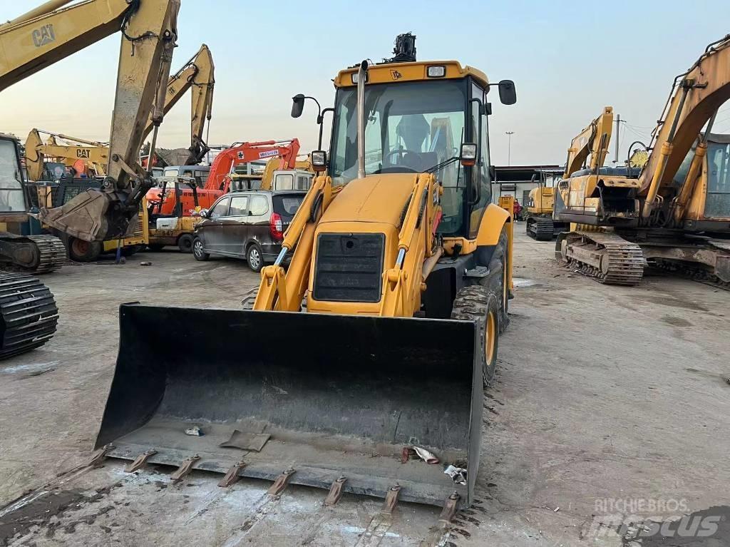 JCB 3CX Backhoe
