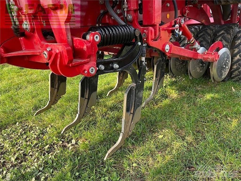 Horsch focus 6 td Drills