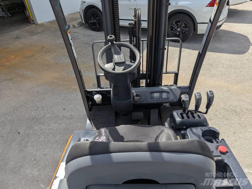Doosan B 18 T-7 Electric forklift trucks