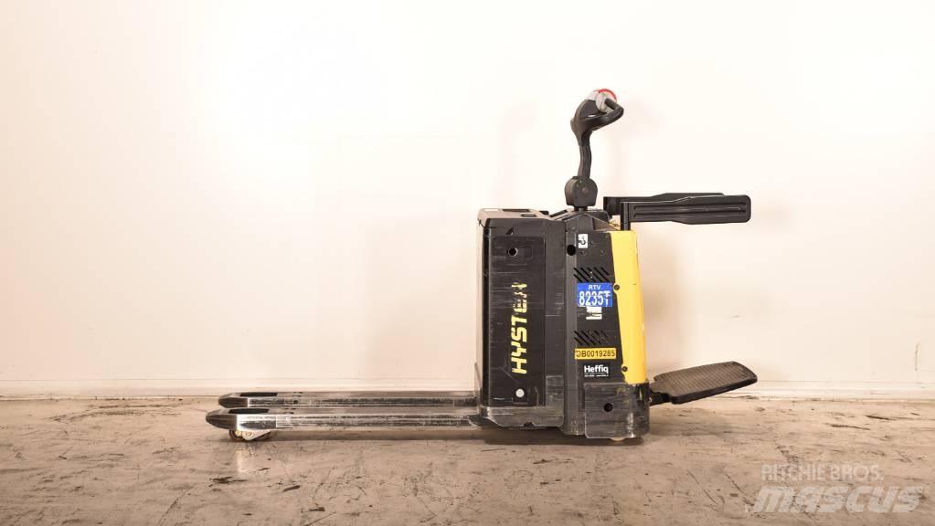 Hyster P 2.0 S Low lift with platform