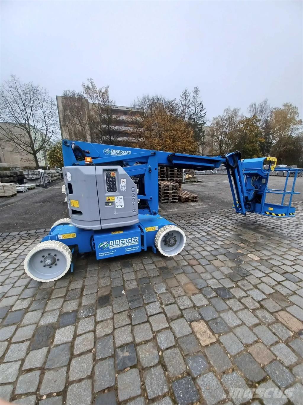 Genie Z34/22N Articulated boom lifts