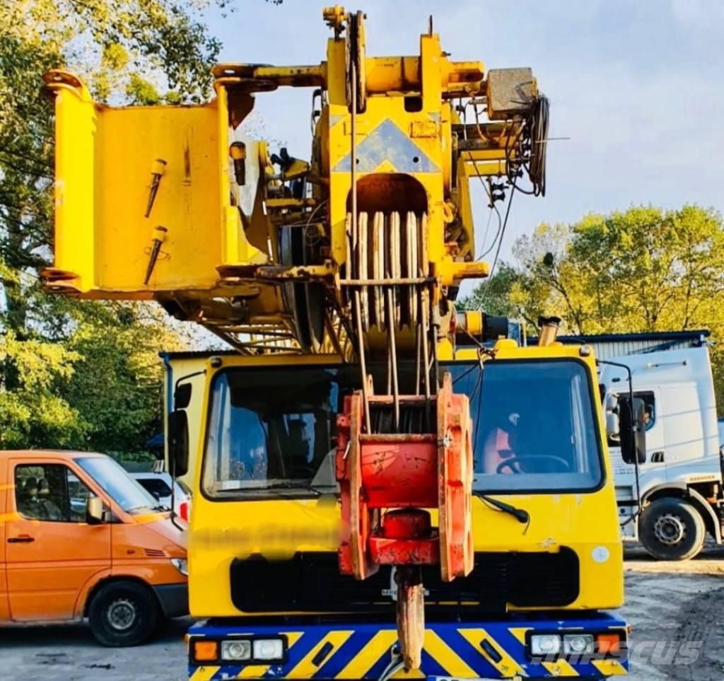 Grove GMK 3050 All terrain cranes
