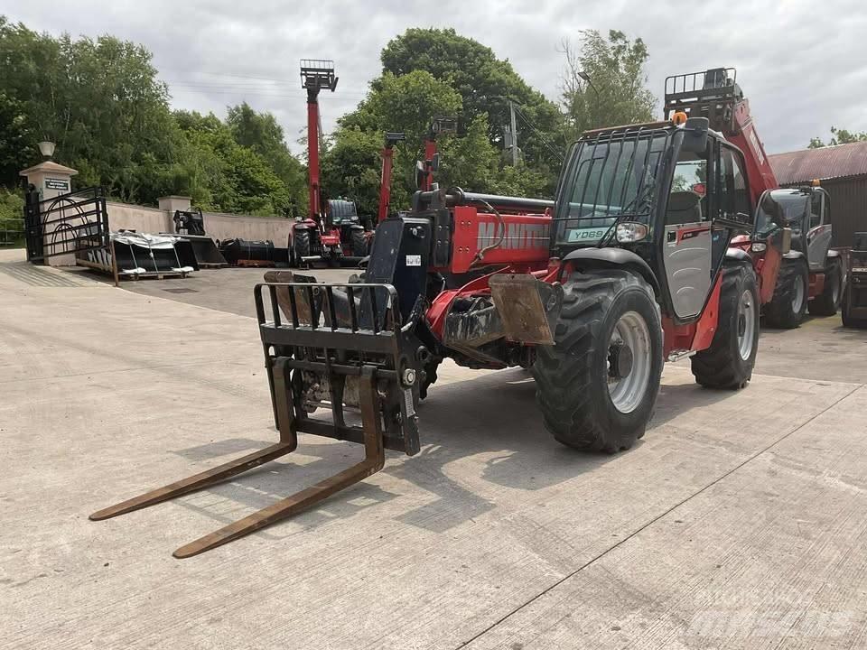 Manitou 1033 Telescopic handlers