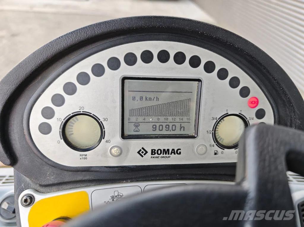 Bomag BW 177 D-5 Pneumatic tired rollers