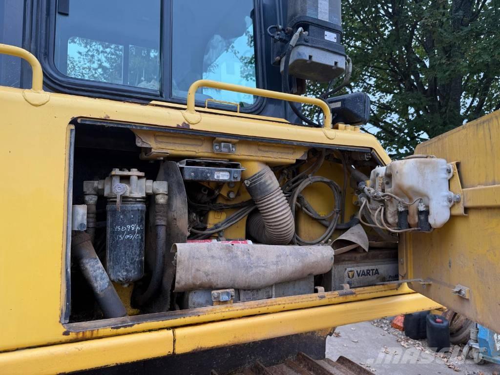 Komatsu D 65 PX-17 Crawler dozers