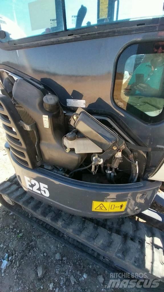 Bobcat E 25 Mini excavators < 7t (Mini diggers)