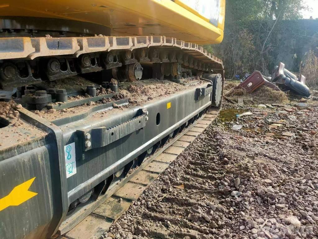 Komatsu PC 450-8 Crawler excavators