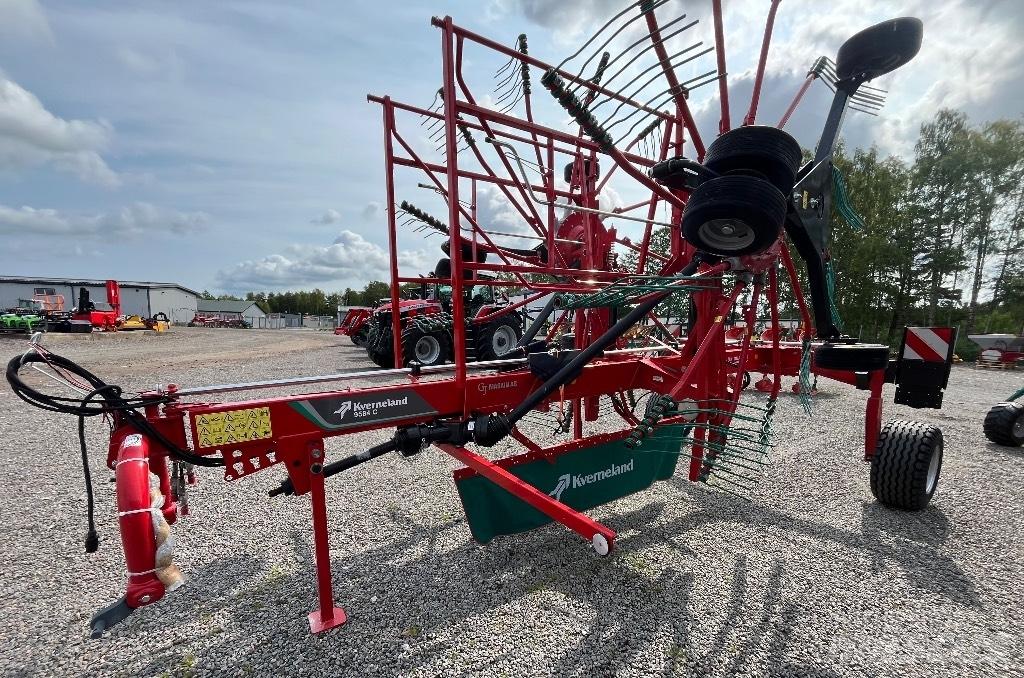 Kverneland 9584C Windrowers