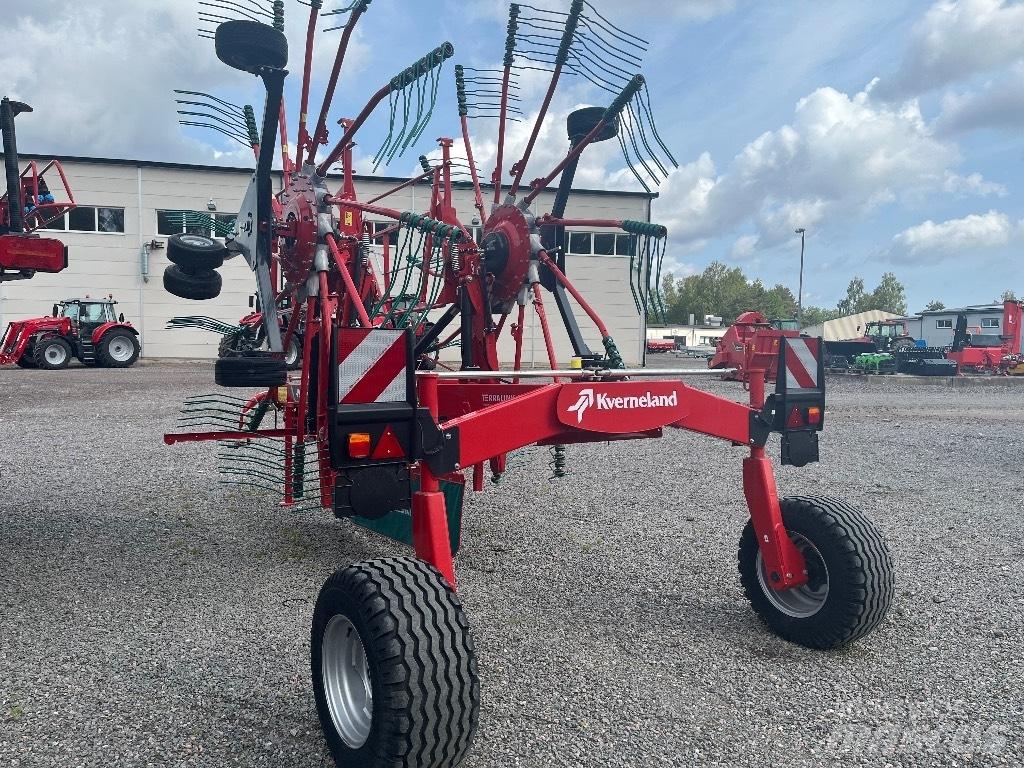 Kverneland 9584C Windrowers