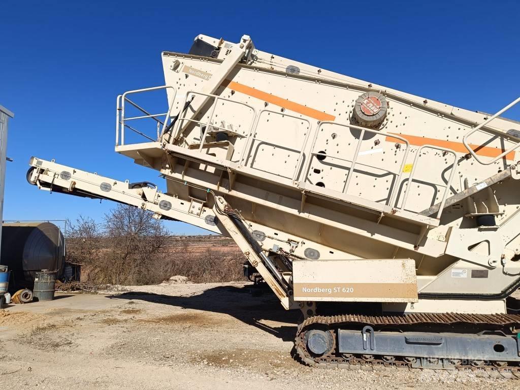 Metso NORDBERG ST620 Mobile screeners