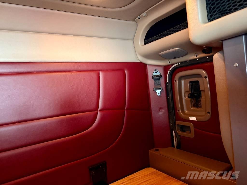 Peterbilt 388 Prime Movers