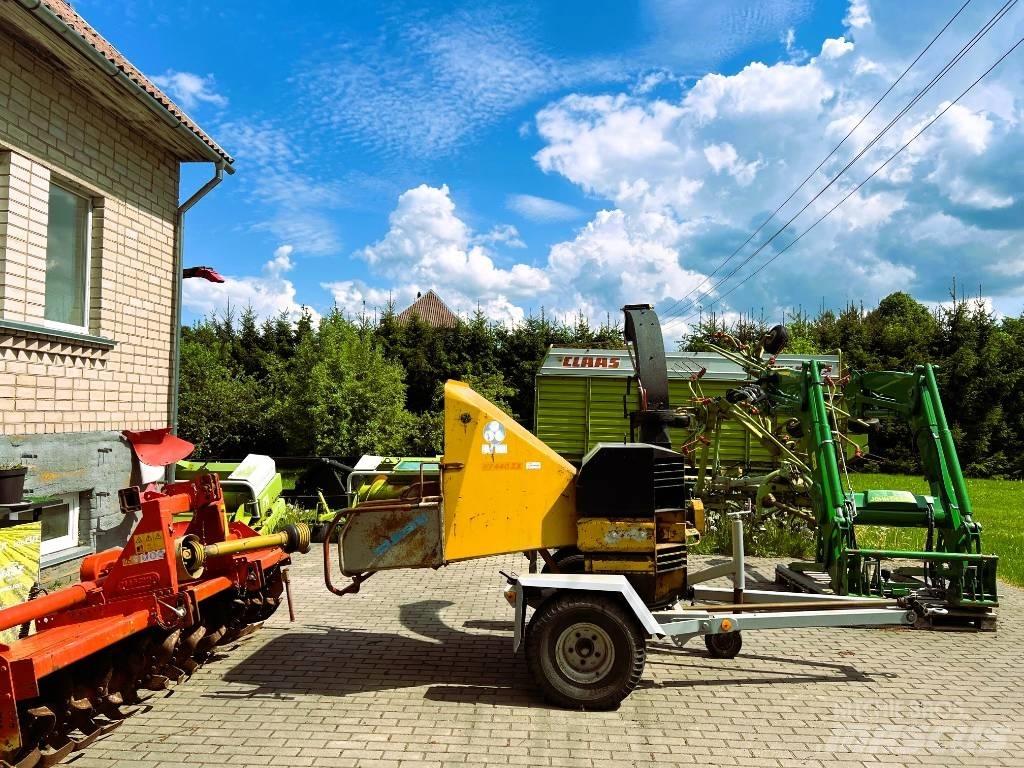 Schliesing 400 ZX Wood chippers