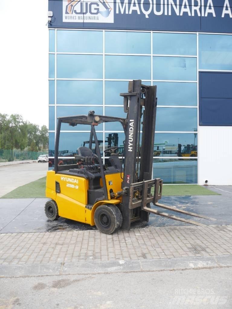 Hyundai 25 BH-9 Electric forklift trucks