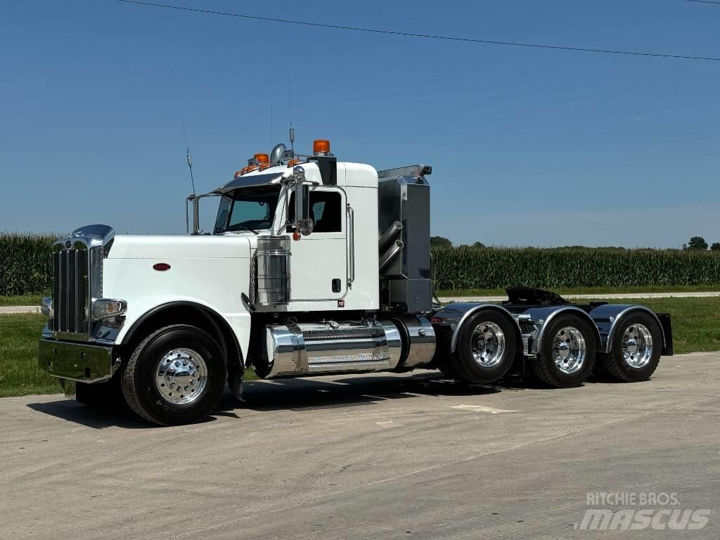 Peterbilt 389 Prime Movers