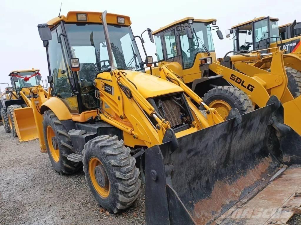 JCB 3 CX Backhoe