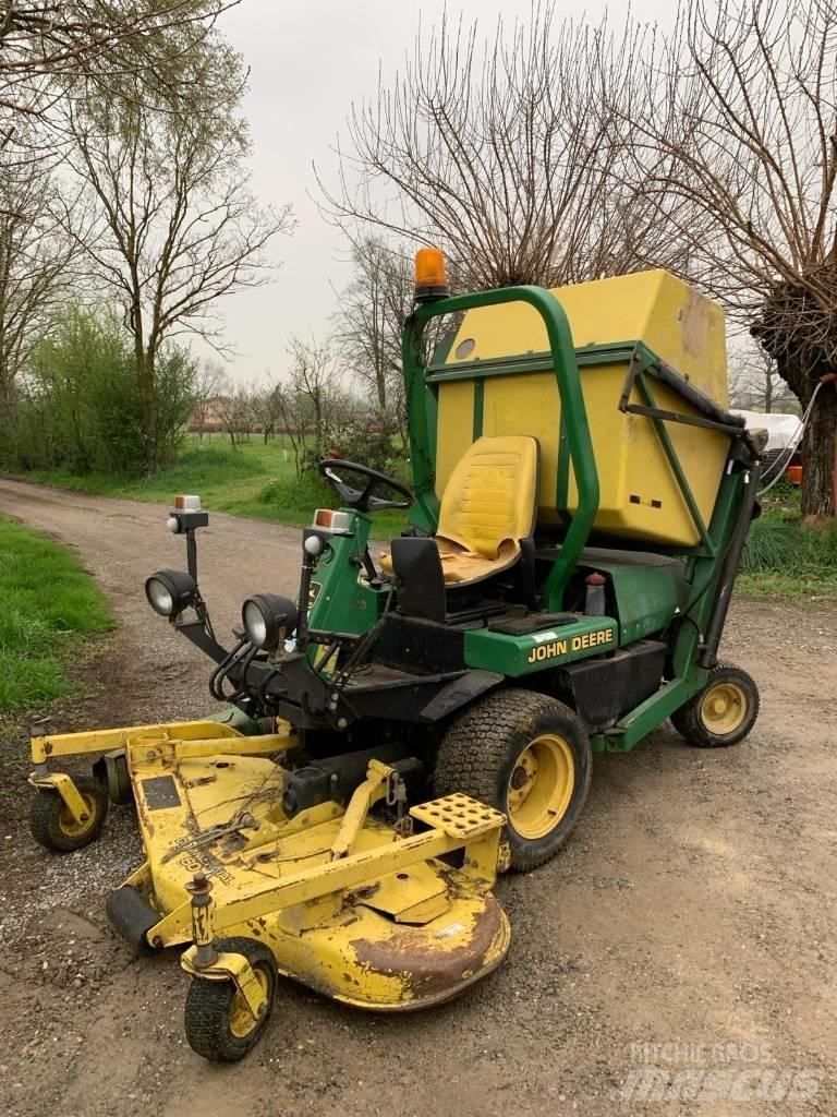 John Deere F 935 Riding mowers