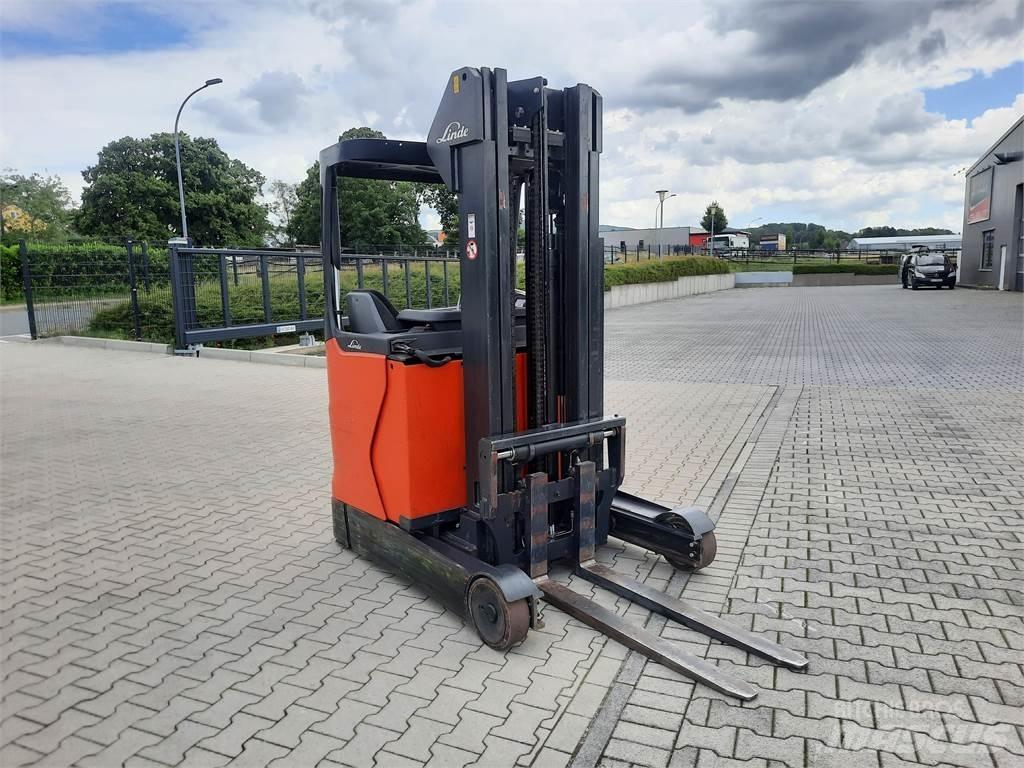 Linde R14 Reach truck