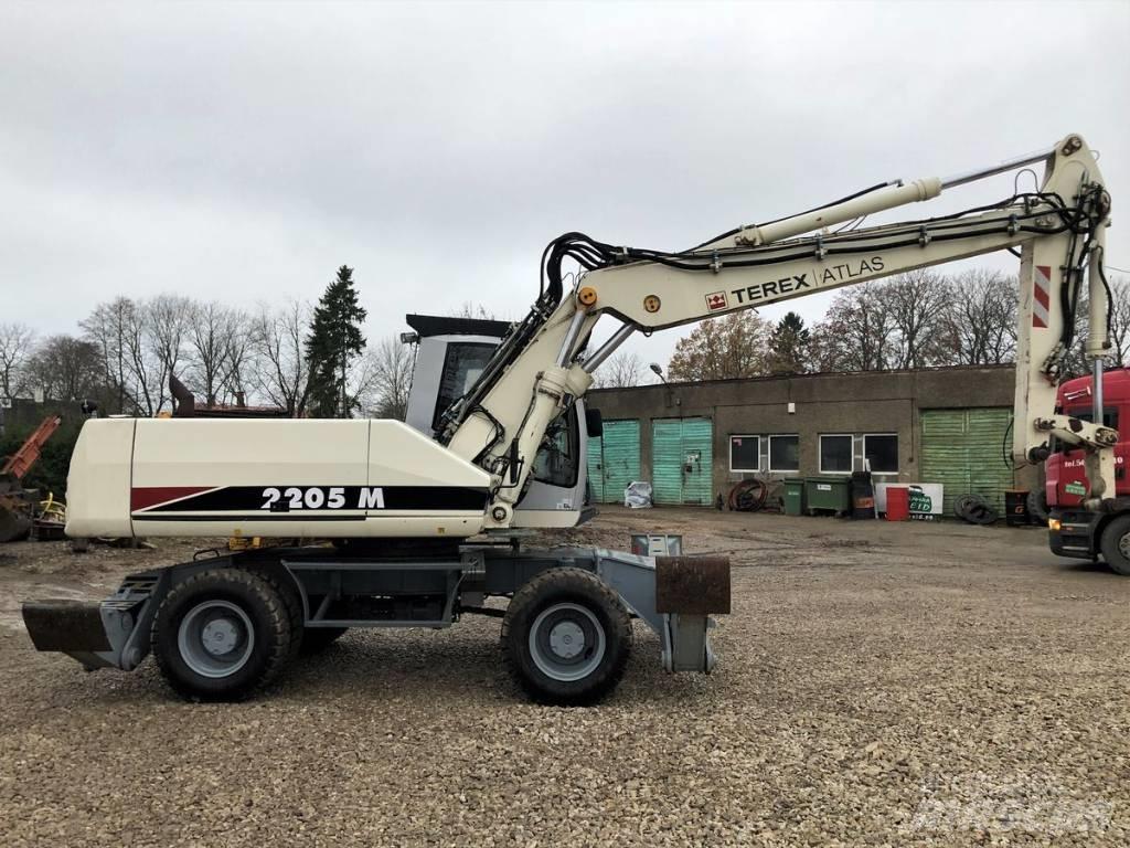 Terex 2205M Wheeled excavators
