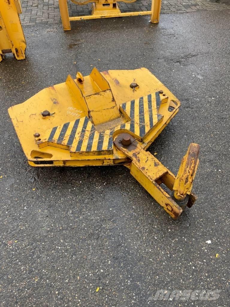 Potain MDT368-L16 Tower cranes