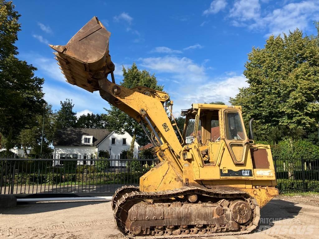 CAT 963 Crawler loaders