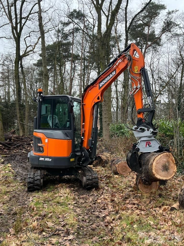 Develon DX 35 Z-7 Mini excavators < 7t (Mini diggers)