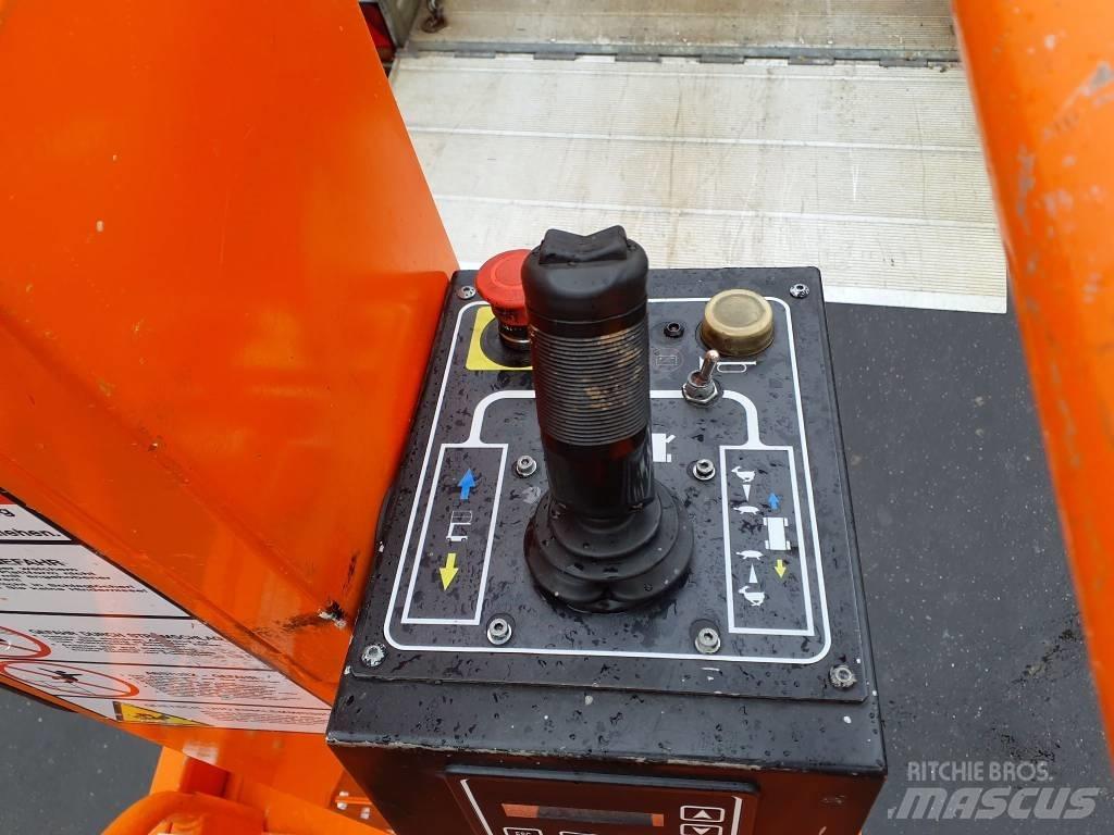 Snorkel TM12 (02719) Used Personnel lifts and access elevators