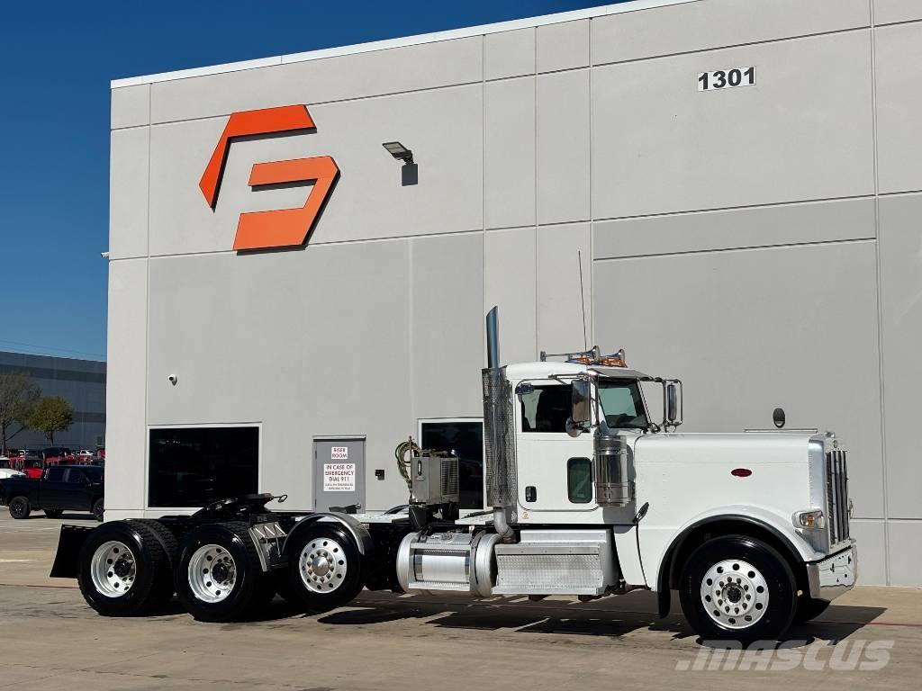 Peterbilt 389 Prime Movers