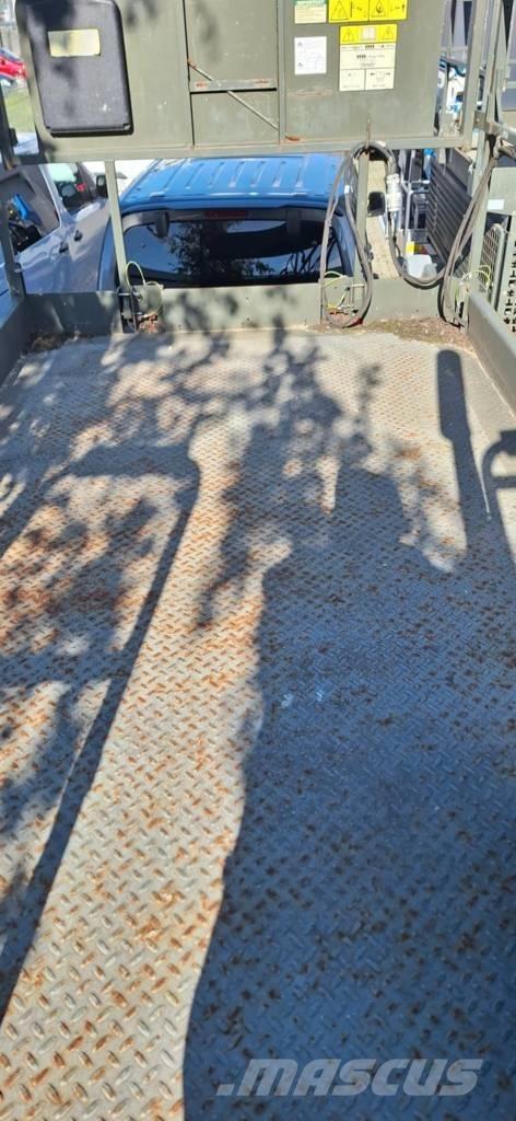 JLG M 3369 Scissor lifts