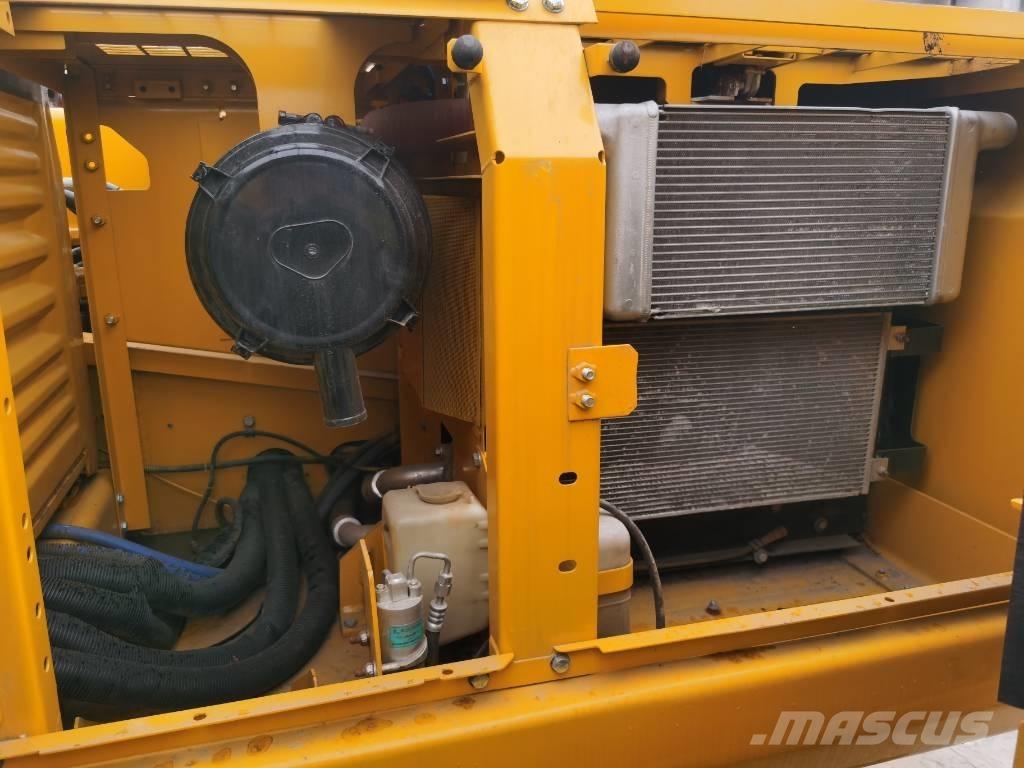 Komatsu PC220-7 Crawler excavators