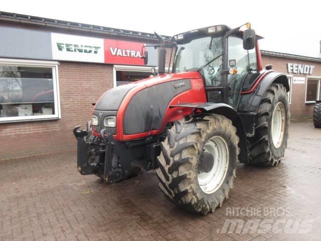 Valtra T191 LS Tractors