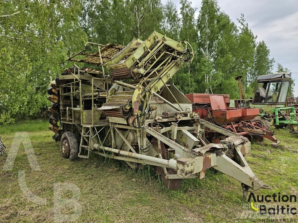 Fortschritt E 686 Potato harvesters