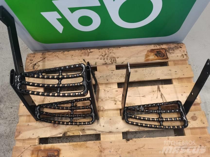 Valtra 8950  stairs Cabins and interior