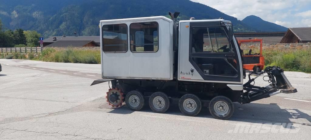 Prinoth Husky Snow groomers