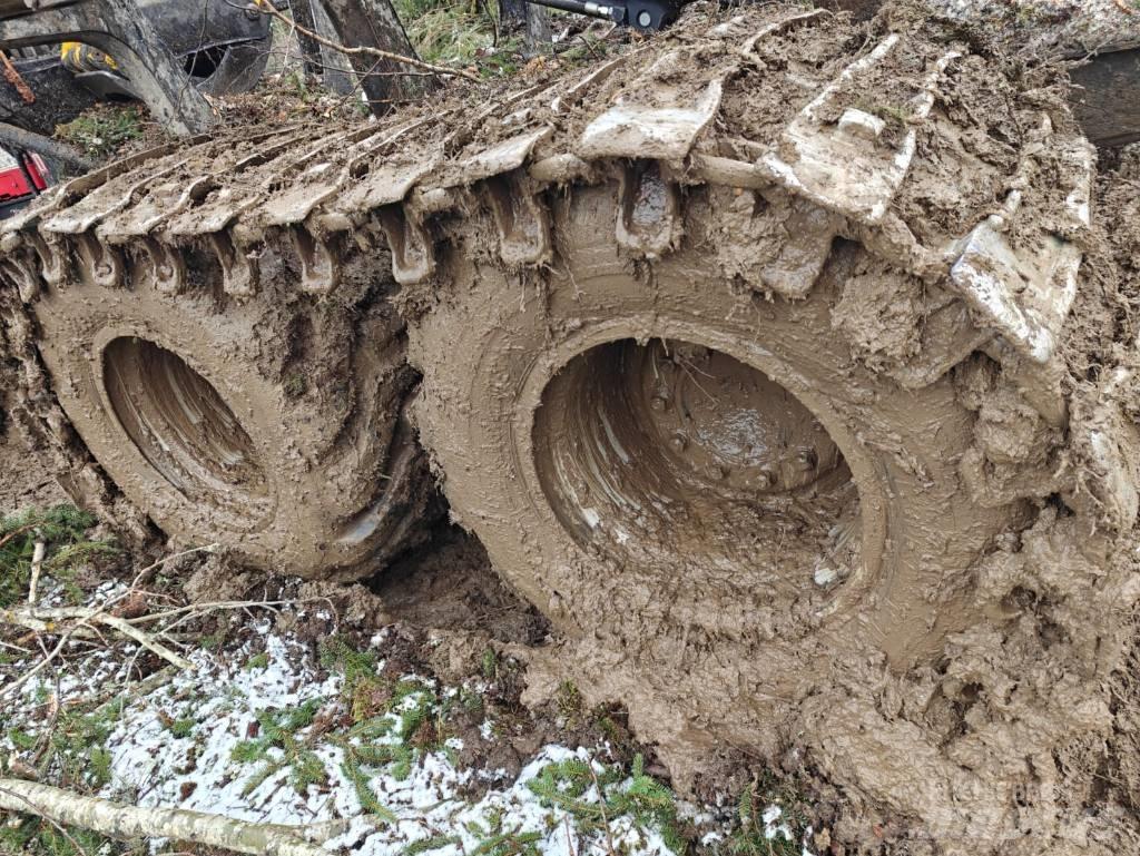 Komatsu 845 Forwarders