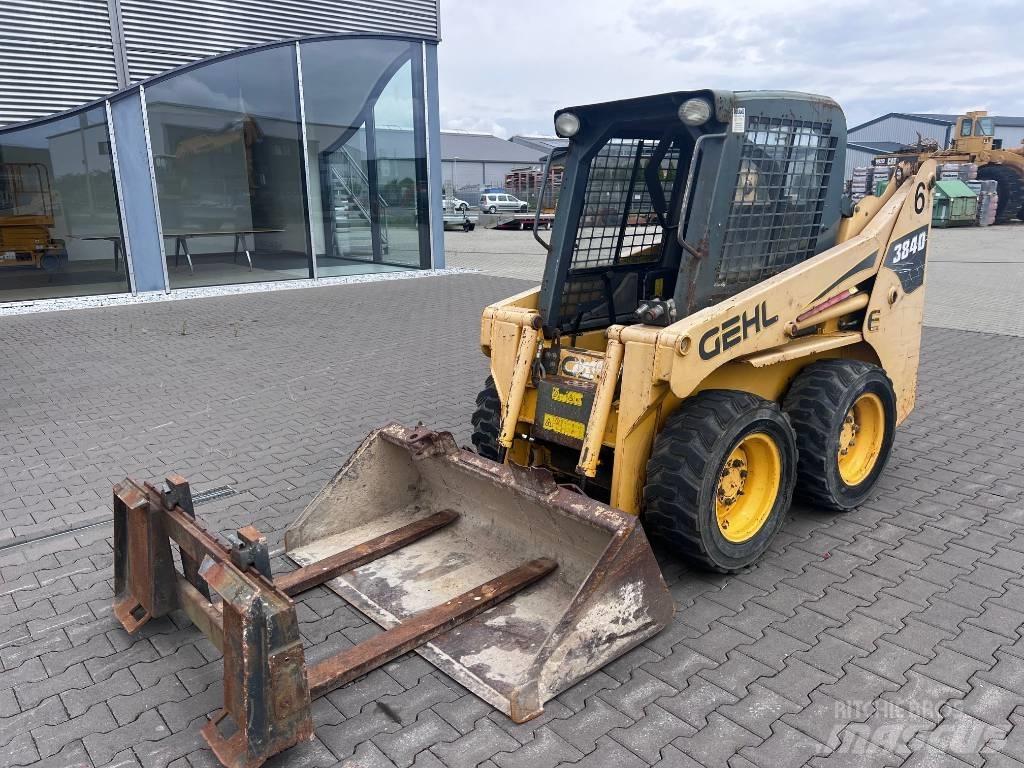 Gehl 3840 E Skid steer loaders