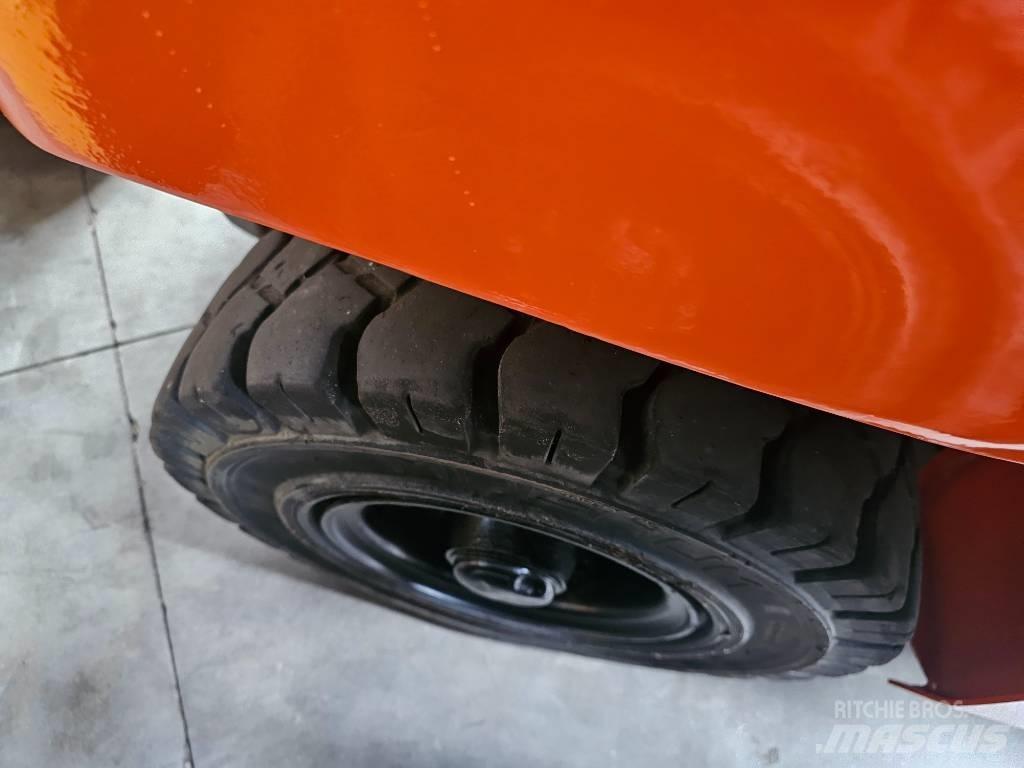 Toyota 02-8 FG F 20 LPG trucks
