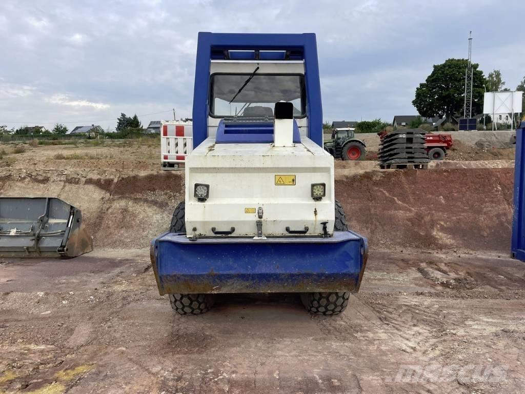 Vibromax W605 D Single drum rollers
