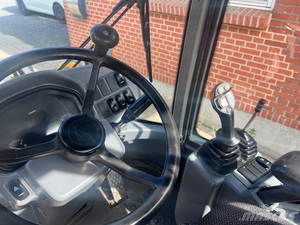 Volvo L 30 G Wheel loaders