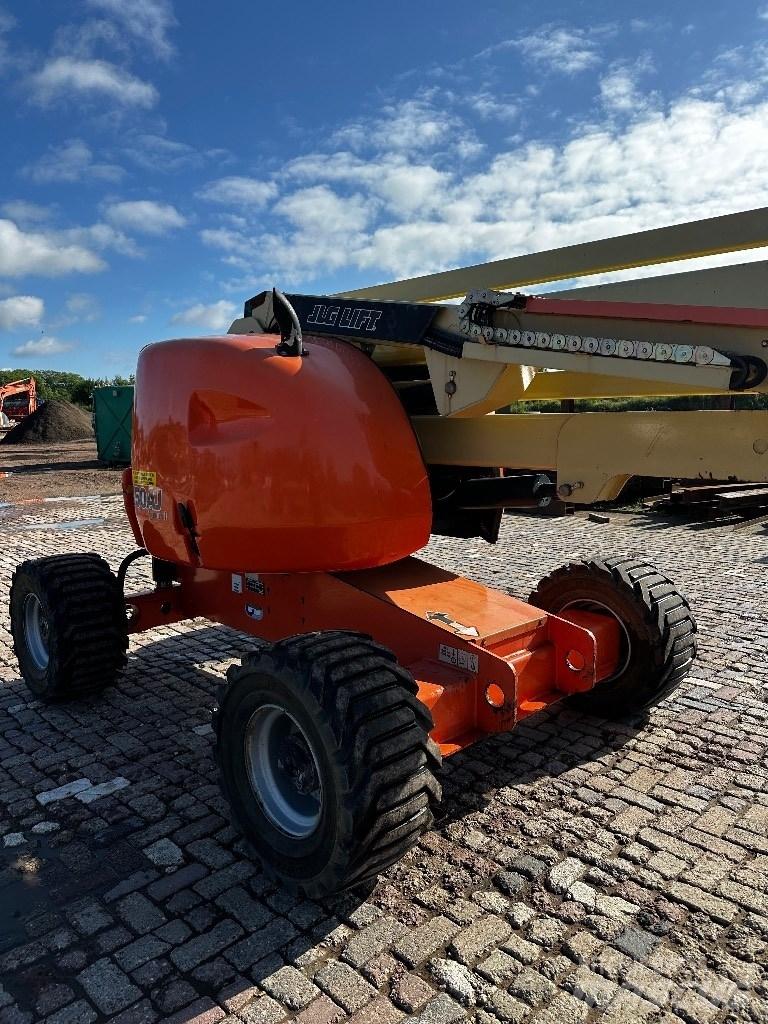 JLG 450 AJ II Articulated boom lifts