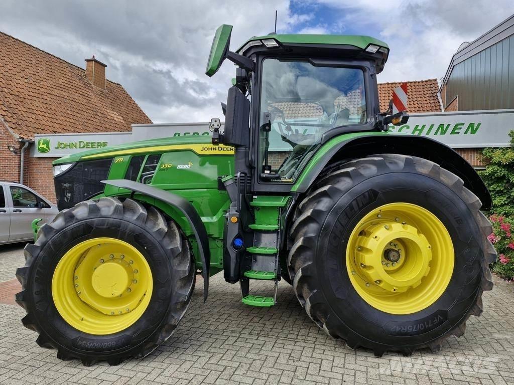 John Deere 7R330 Tractors