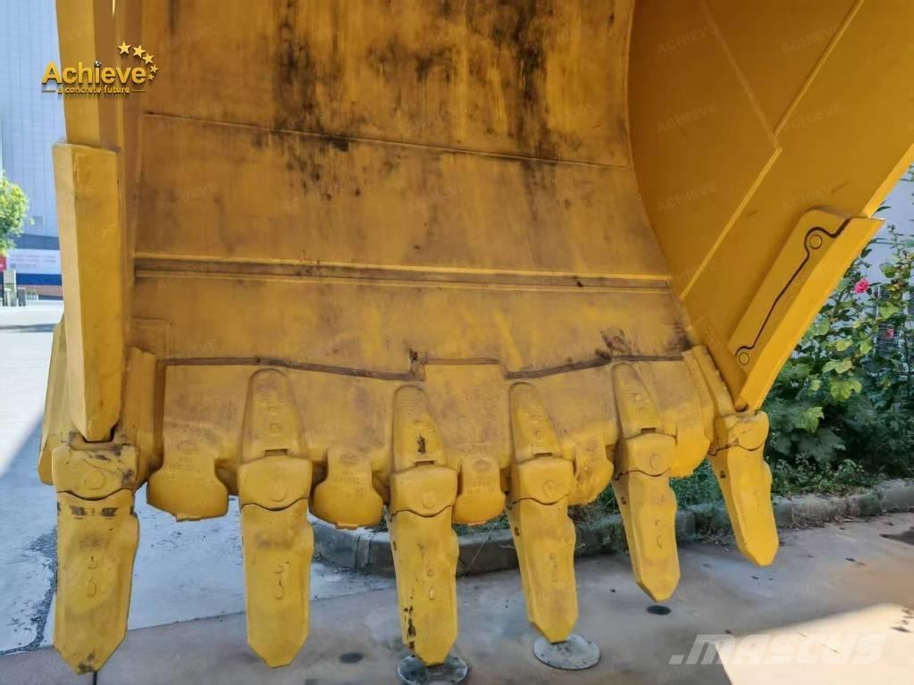 Komatsu PC 2000 Crawler excavators