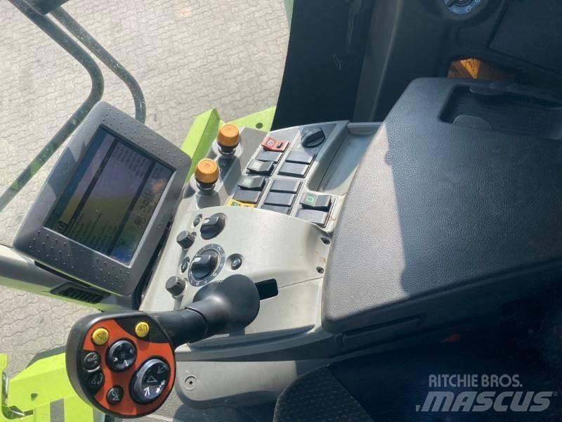 CLAAS LEXION 620 Combine harvesters