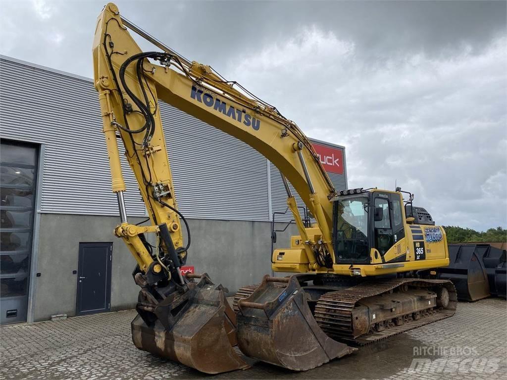 Komatsu HB365LC-3 Crawler excavators