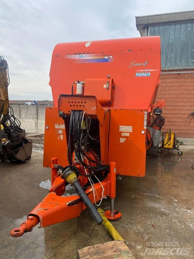 Seko Samurai 4 Feed mixer