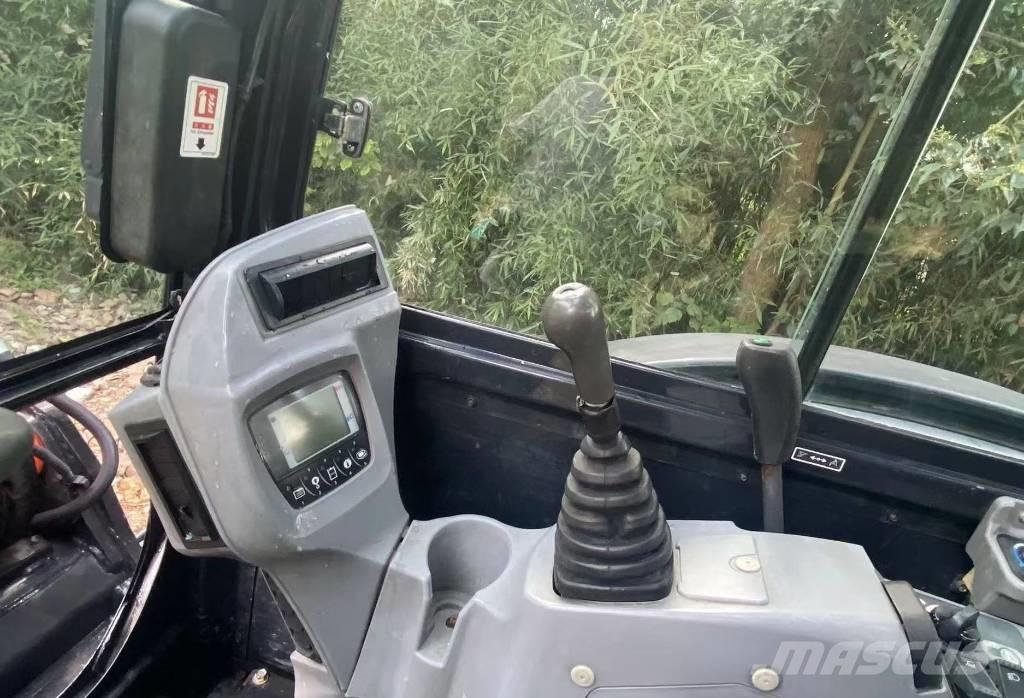 Kubota 165 Crawler excavators