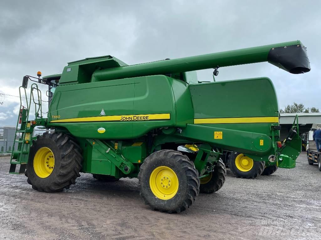 John Deere T 560 Combine harvesters