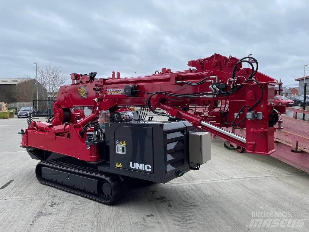 Unic URW-546-2VF Track mounted cranes