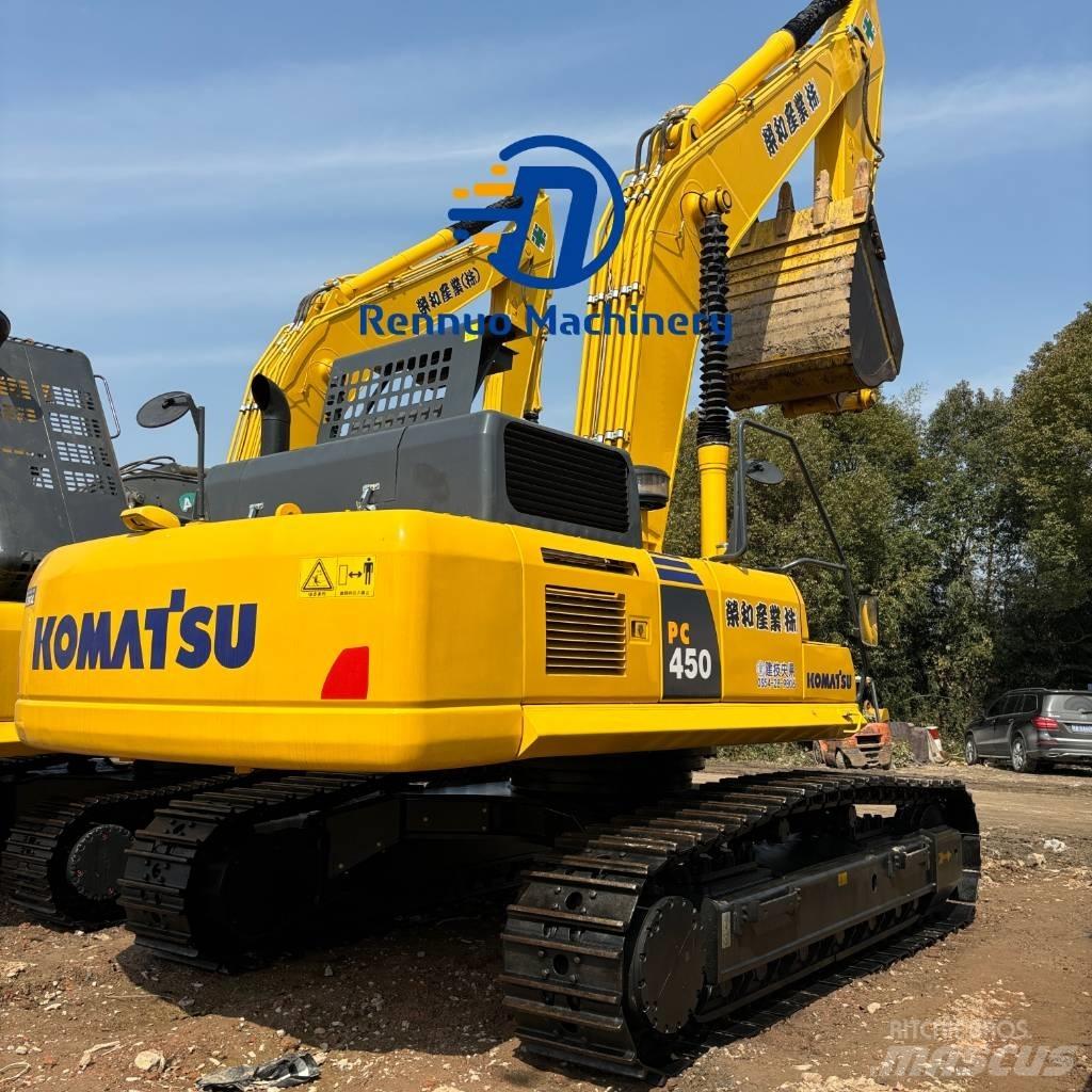 Komatsu PC450-8 Crawler excavators