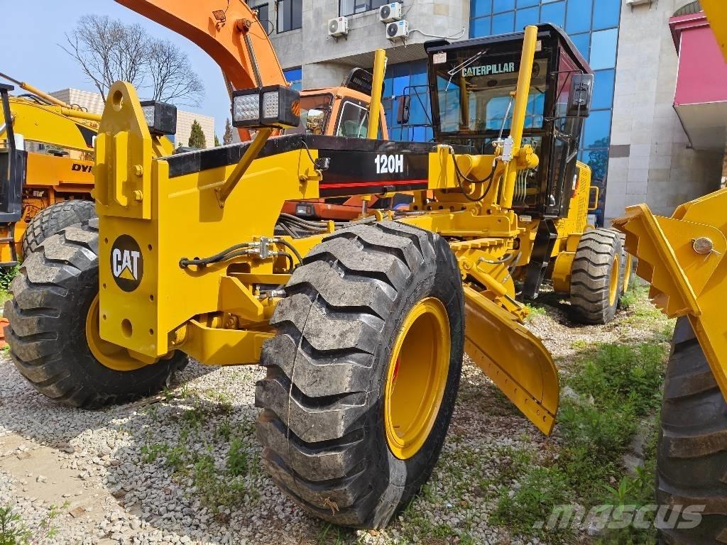 CAT 120 H Graders